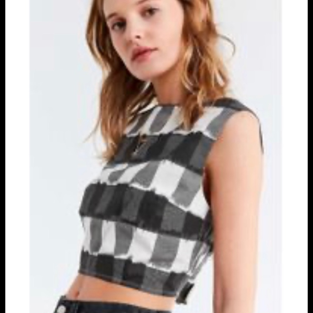 NEW✨ urban outfitters crop top